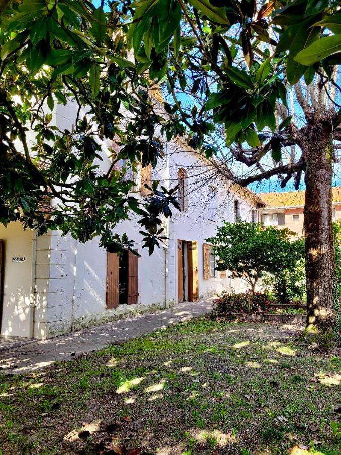Maison Notre Dame Des Apotres Capbreton Exteriör bild